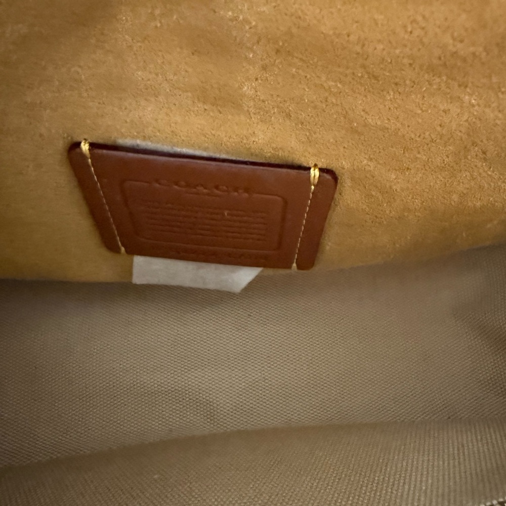 Coach Cherry Print Soft Tabby -Red and Cream - Picture 5 of 5